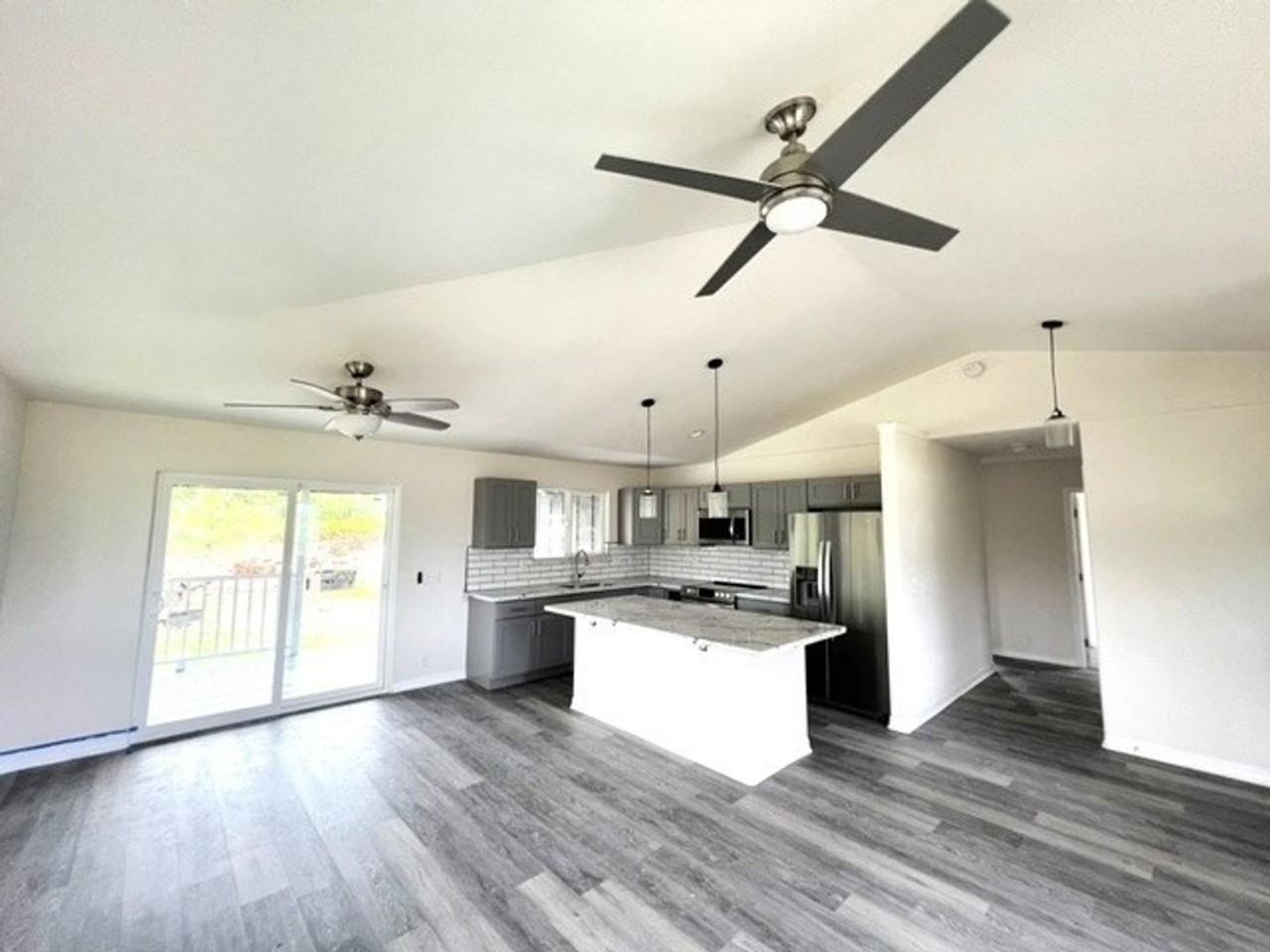 15-1412 17th St - Photo 5 of 10