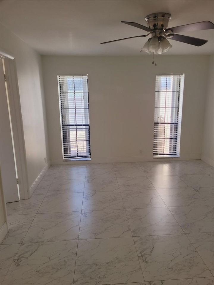 770 770 NE 38 R - Photo 6 of 15