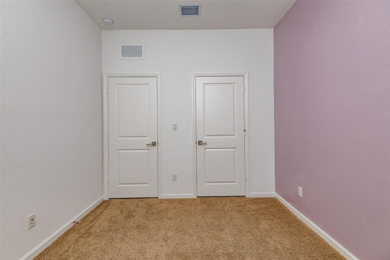 1134 Nw 40th Ter - Photo 7 of 19