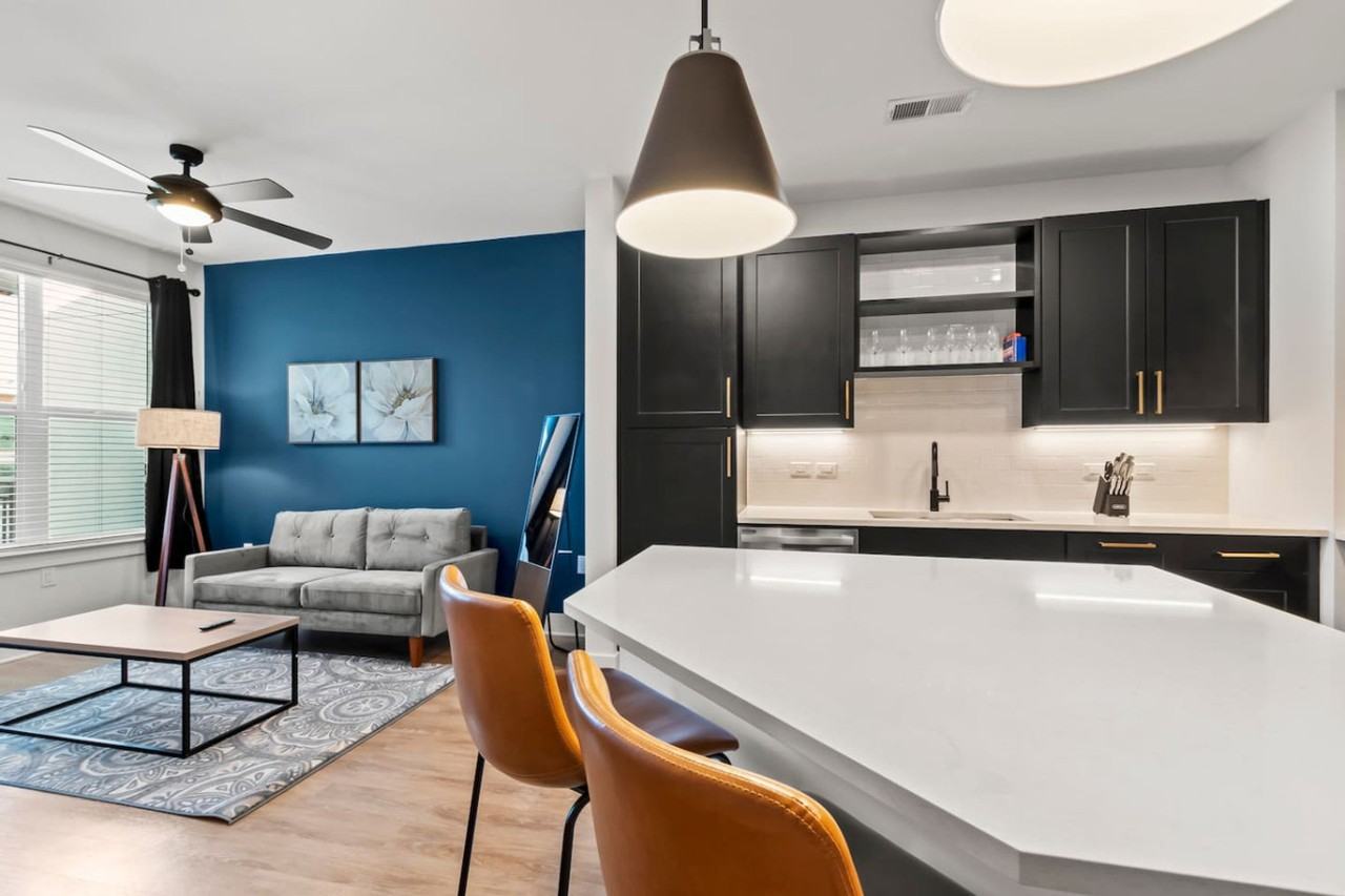 2317 West Grace Street - Photo 2 of 20