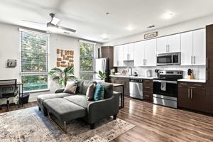 featured image of 455 14th St Nw