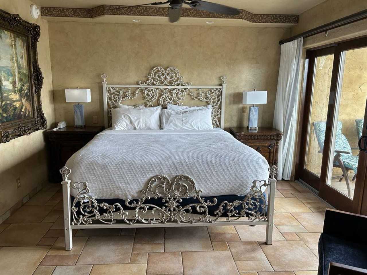 935 Beachview Dr #1377141P - Photo 7 of 26