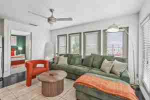 featured image of 841 Memorial Dr Se