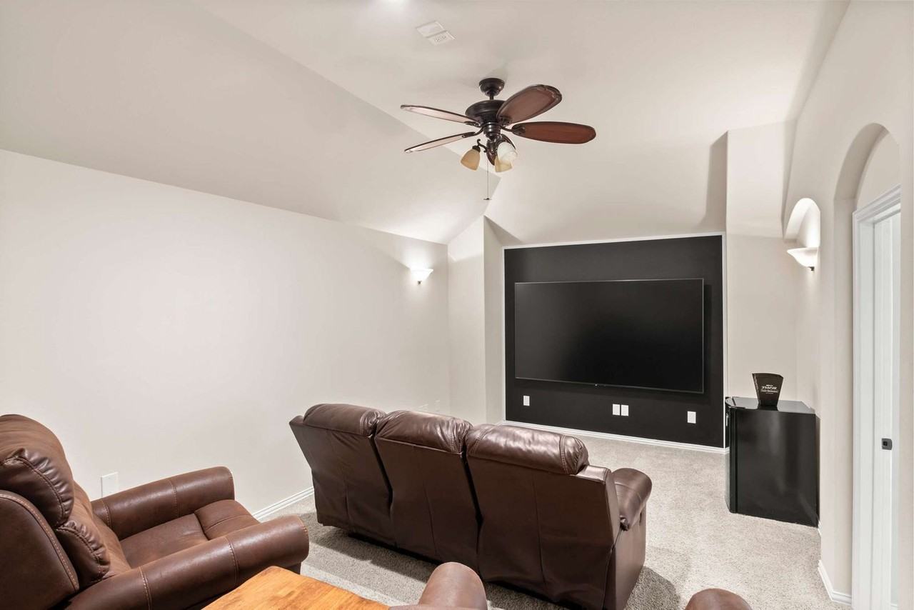 201 Barkley Dr #1391266P - Photo 2 of 48