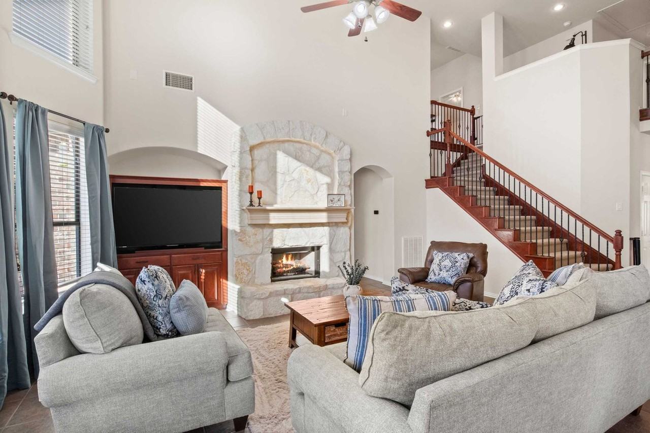 201 Barkley Dr #1391266P - Photo 7 of 46