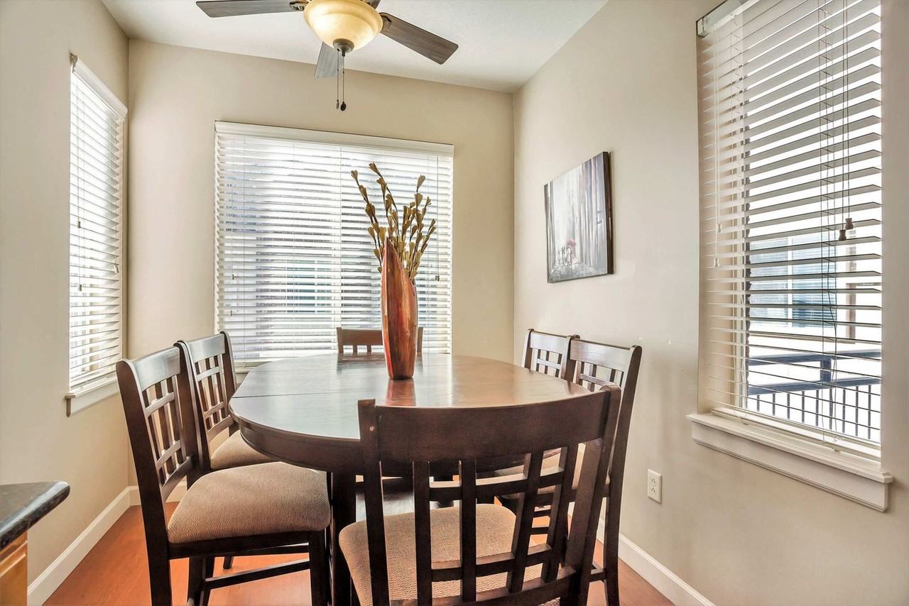 606 West South Temple Street - Photo 6 of 28