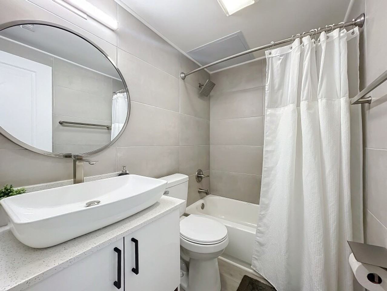 1328 Cordova Rd #1406831P - Photo 4 of 5