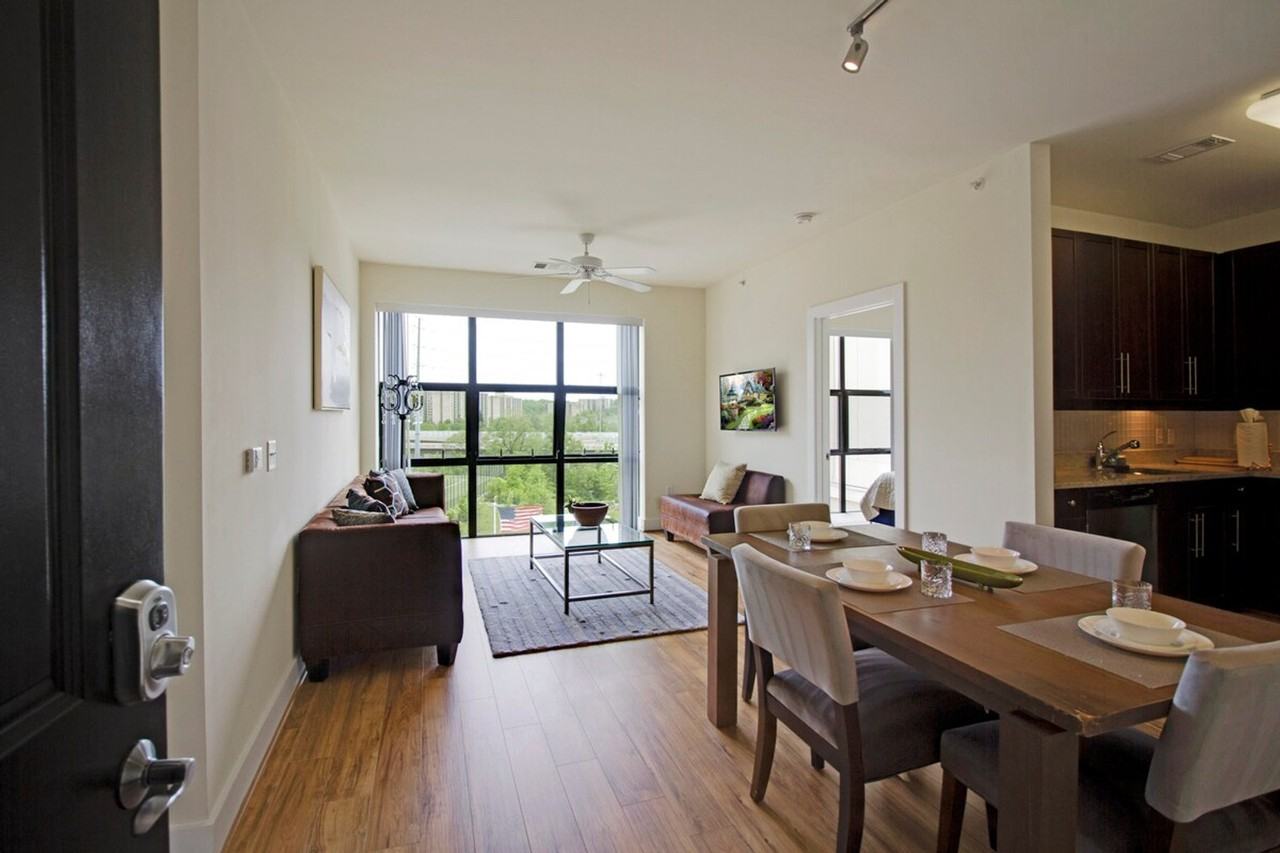 200 S Peyton St #1395504P - Photo 4 of 43