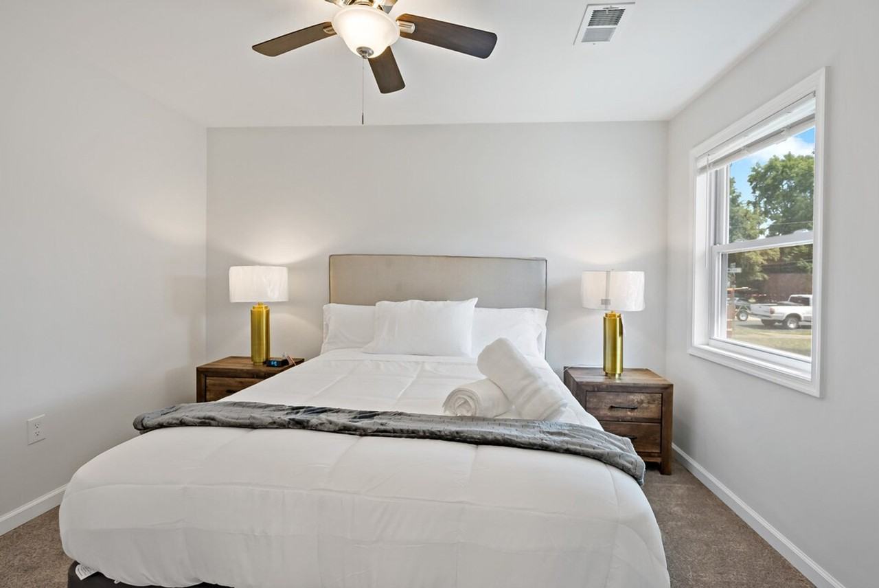 6532 Summerton Way #1395439P - Photo 4 of 44