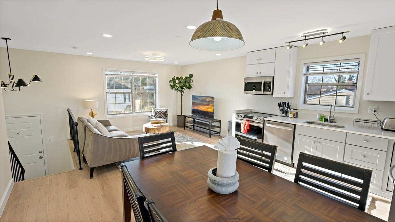 228 Maryland Park Dr #1395509P - Photo 3 of 36