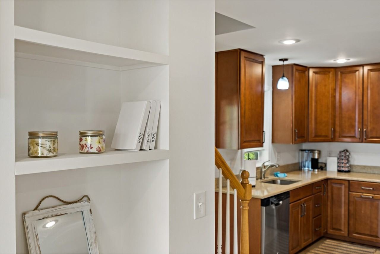 6505 Columbia Pike #1395436P - Photo 5 of 46