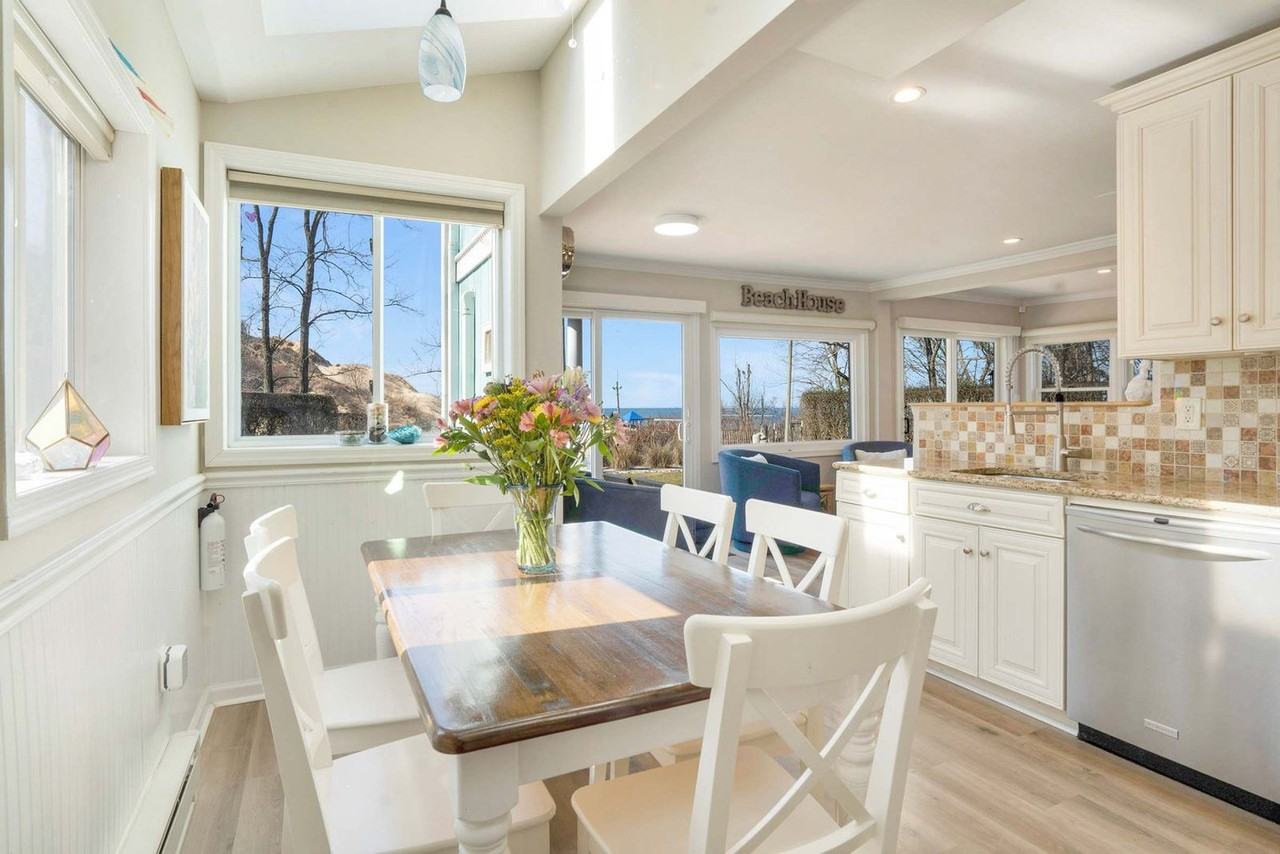 2 Clifton Ave #1429739P - Photo 5 of 37