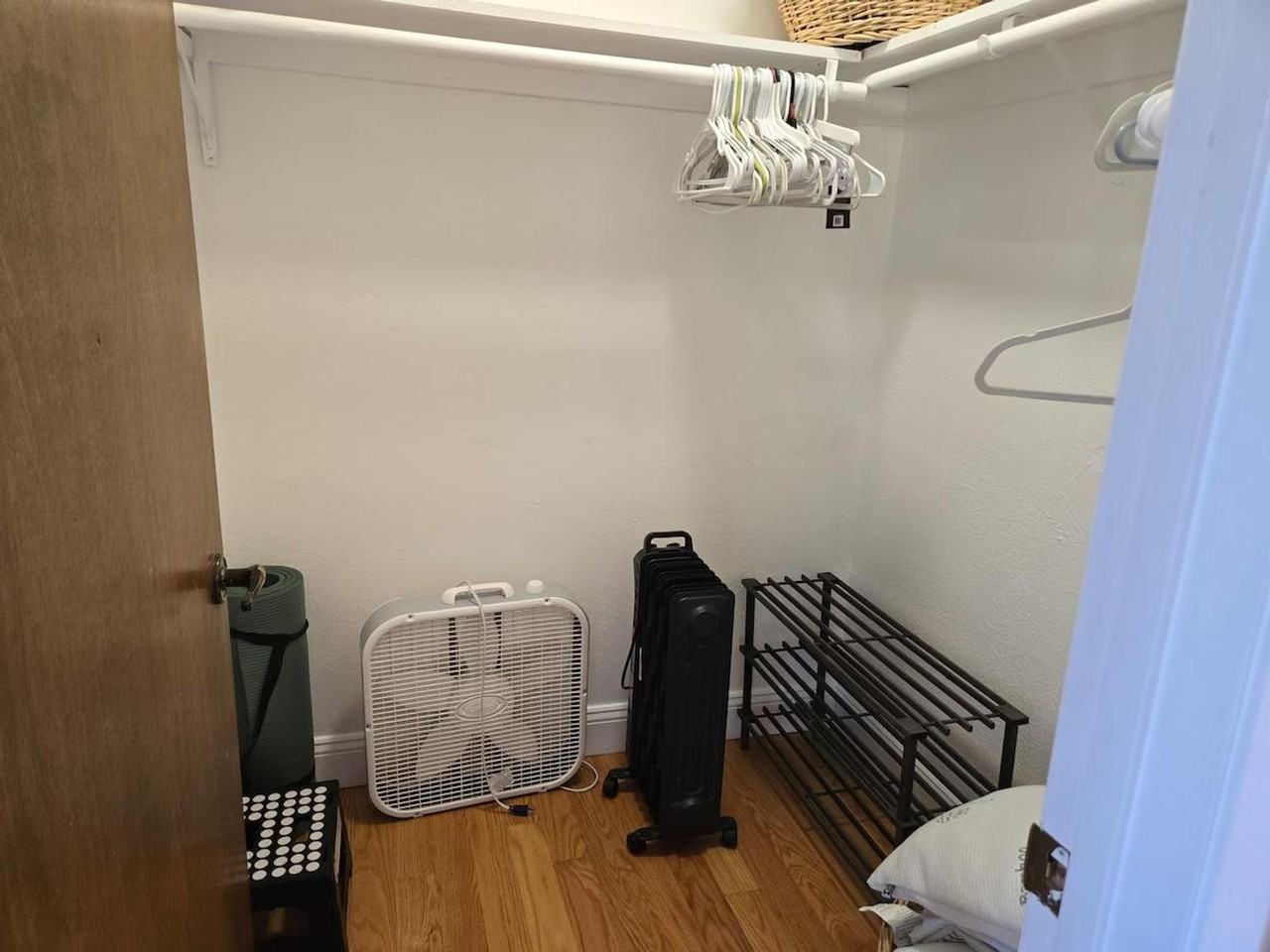 11040 Lochard St #1424330P - Photo 7 of 28