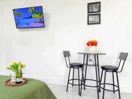 featured image of 7904 Juniper St