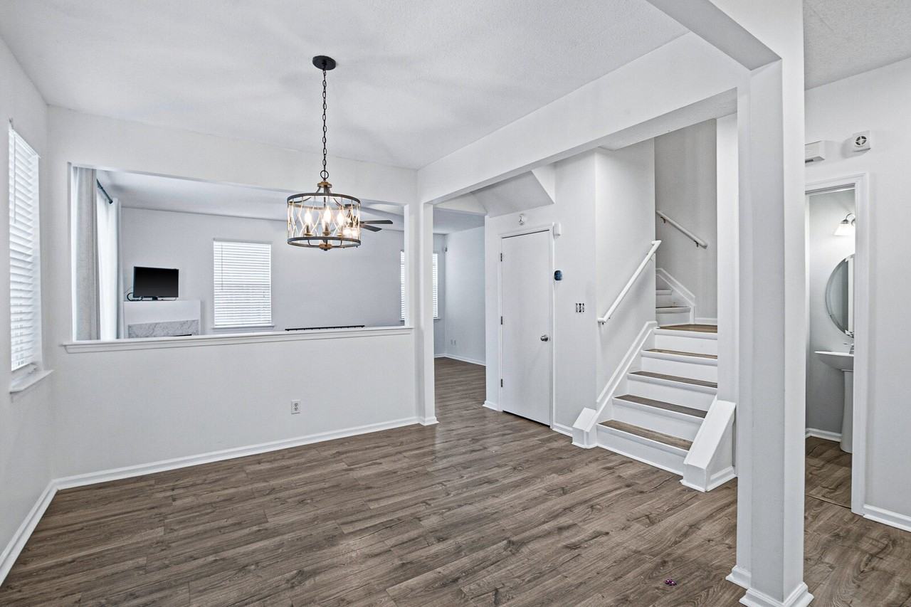 29 Camellia Ln #1 - Photo 2 of 12