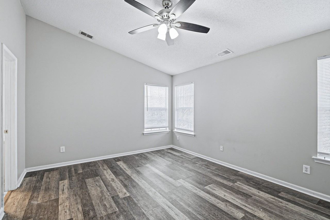 29 Camellia Ln #1 - Photo 6 of 12