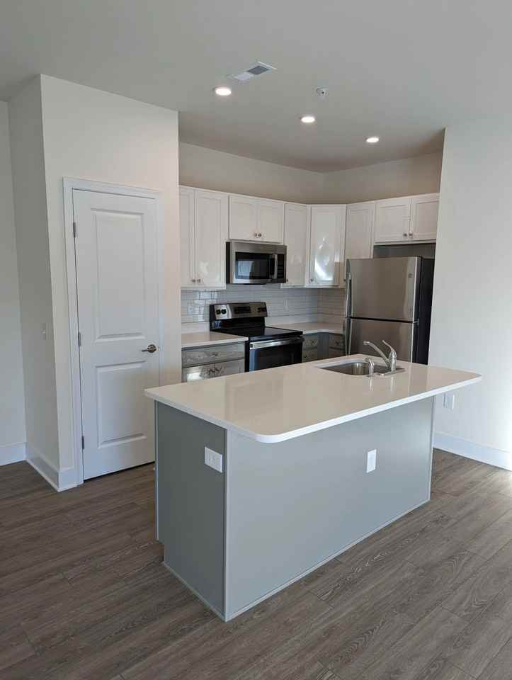 545 Union Drive - Photo 5 of 5