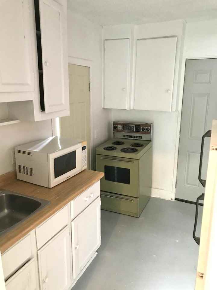 340 Alfred Ave #1 - Photo 3 of 8