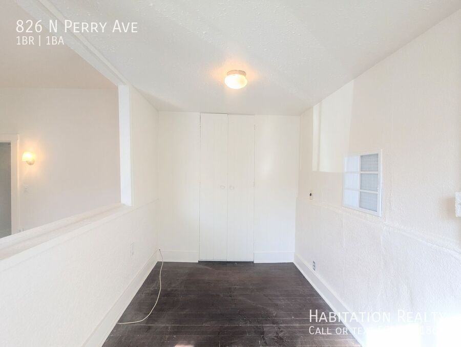 826 N Perry Ave - Photo 6 of 19