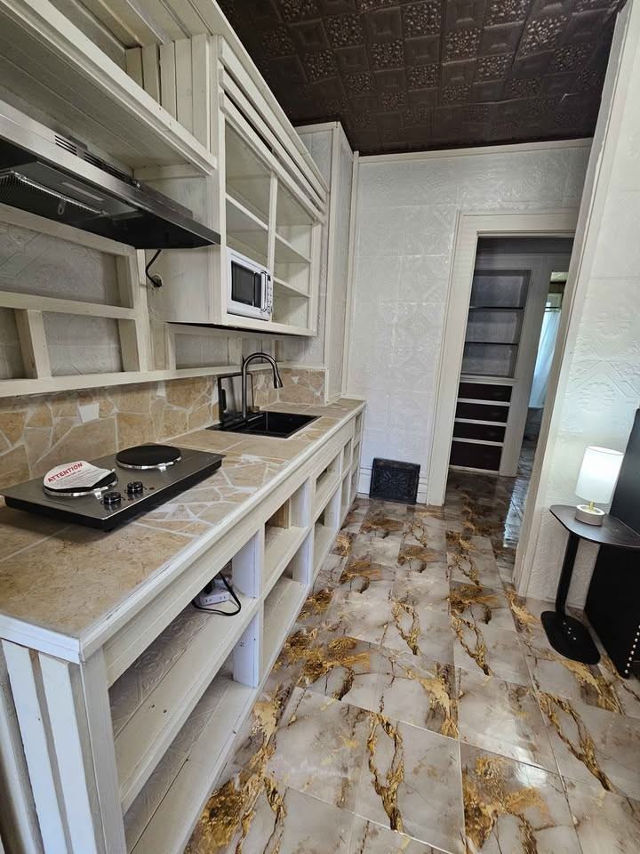 710 South Park Street #2 - Photo 3 of 7