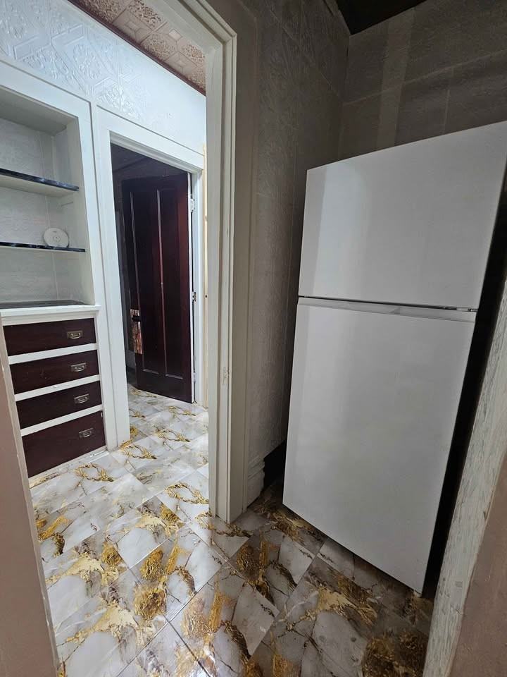 710 South Park Street #2 - Photo 4 of 7