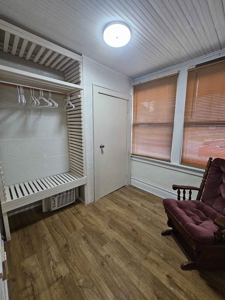 710 South Park Street #2 - Photo 5 of 7