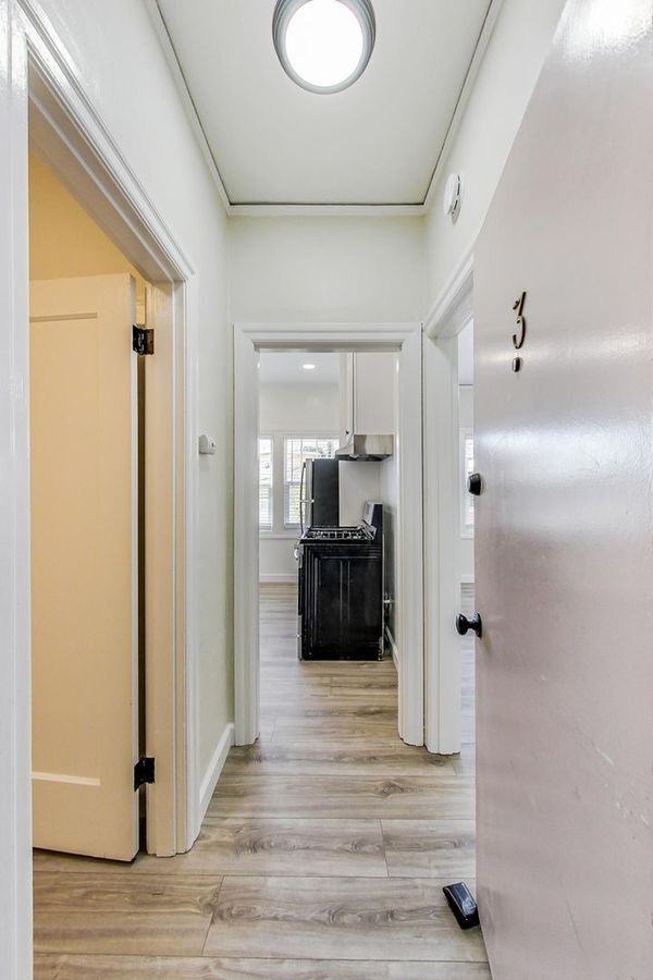 500 Zorah St #03 - Photo 6 of 18