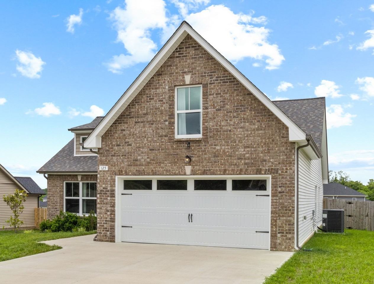 125 Tomahawk Pt - Photo 3 of 35