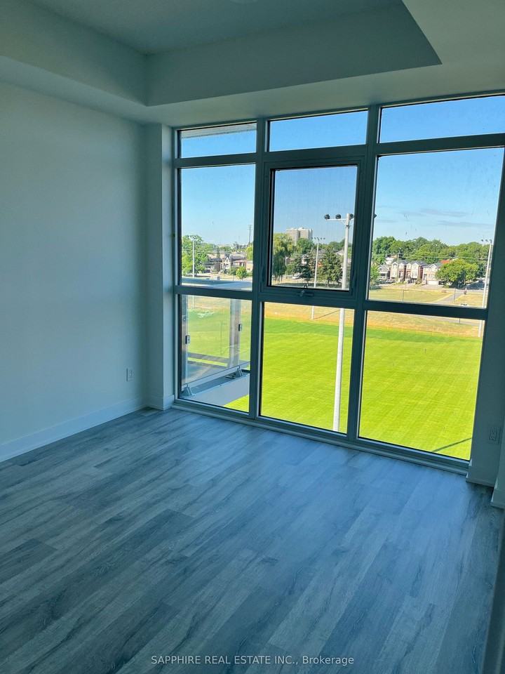 251 Manitoba Street - Photo 6 of 9