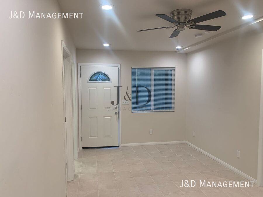 3080 Webster Ave - Photo 3 of 10