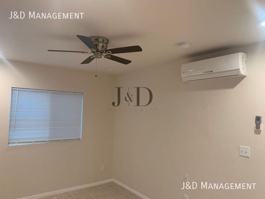 3080 Webster Ave - Photo 7 of 10