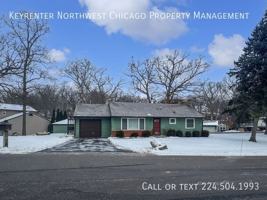 featured image of 5411 W Lake Shore Dr