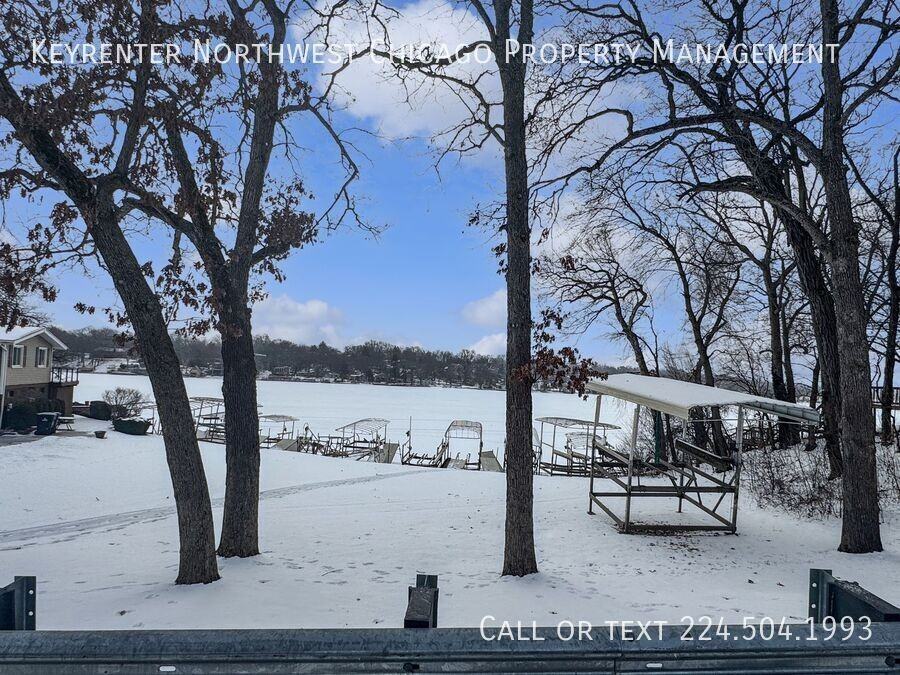 5411 W Lake Shore Dr - Photo 2 of 25