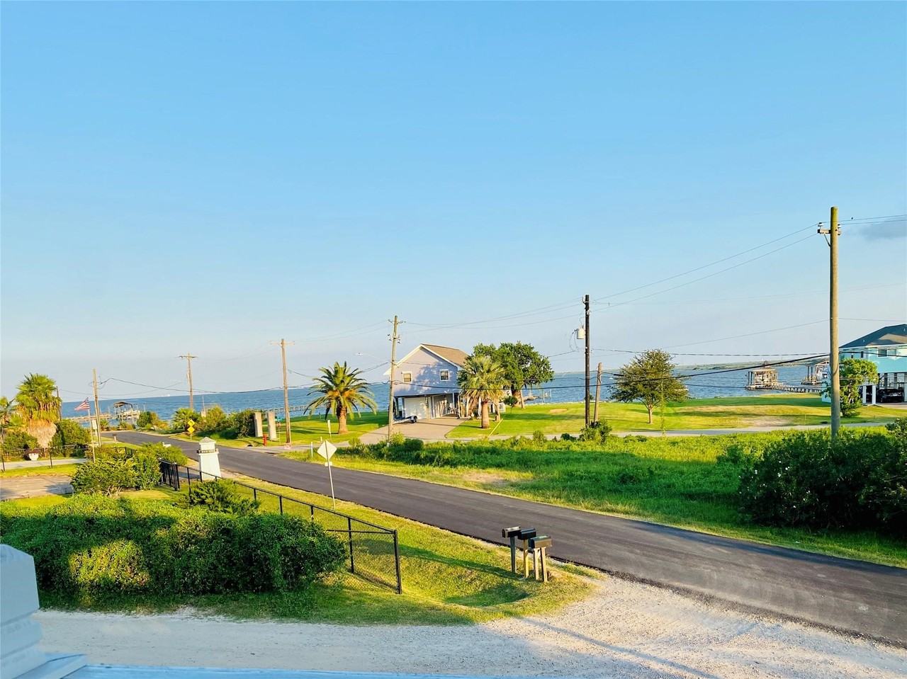 1578 Railroad Ave #1578 - Photo 3 of 27