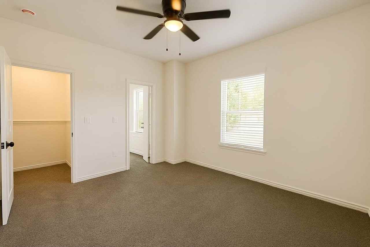 16770 Meadowcroft #16770 - Photo 2 of 8