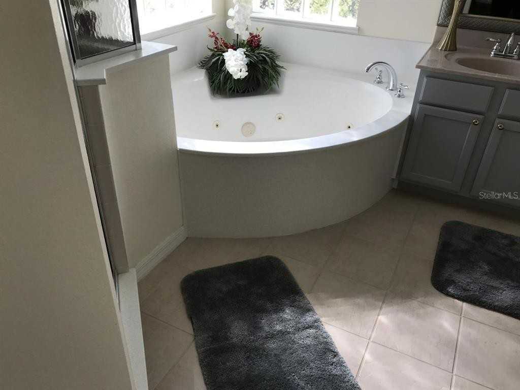 9015 Sw 96th Ter #9015 - Photo 3 of 23