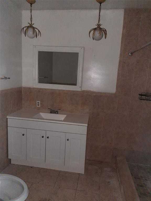 3515 Nw 28th St #3515 - Photo 7 of 8