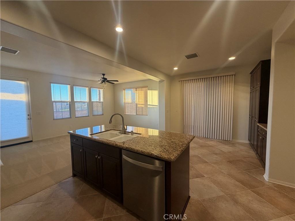 3 Cheshire Ct #3 - Photo 3 of 30