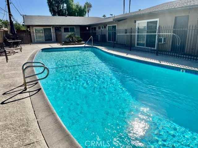 685 E Vista Chino #685A - Photo 7 of 12