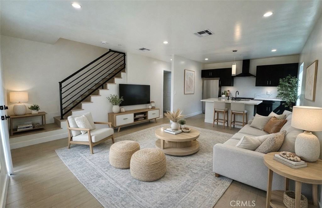 8109 Cole St #81098113A - Photo 4 of 28