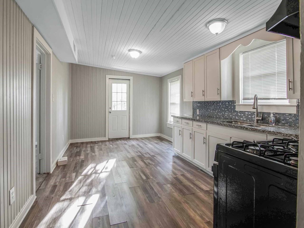 152 Walnut Dr #152 - Photo 4 of 20