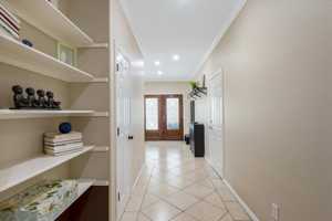 featured image of 5343 Oak Cove Dr #5343
