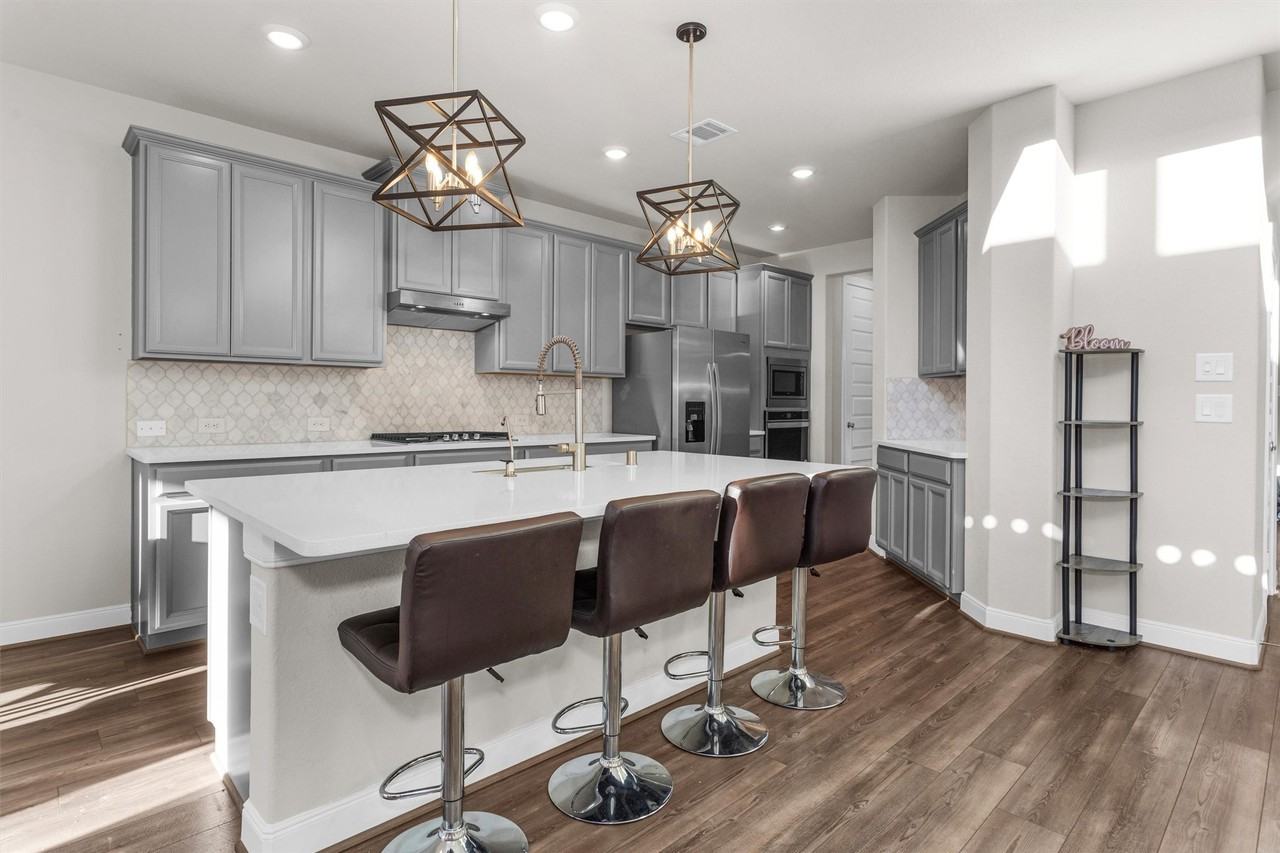 17685 Martin Creek Ln #17685 - Photo 2 of 37