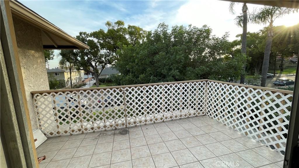 735 Arcadia Ave #735K - Photo 5 of 50