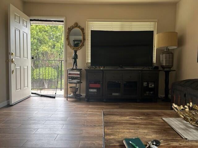 5940 Birch St #5940-4 - Photo 5 of 7