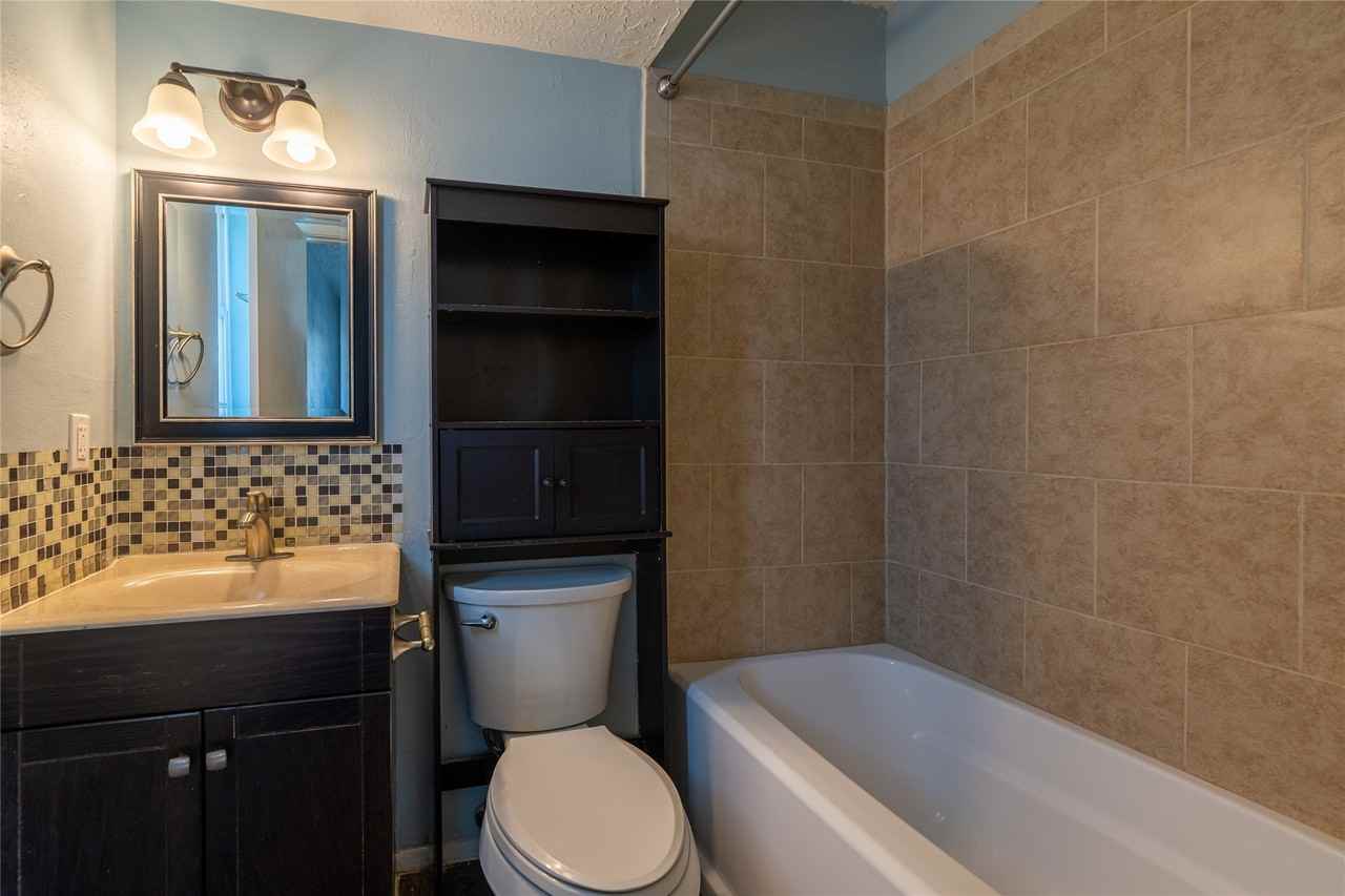 2027 Alabama St #2027 - Photo 3 of 25