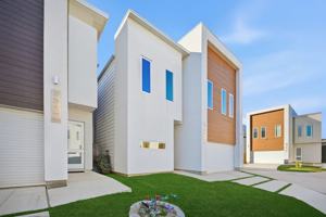 featured image of 5519 Paraiso Pl #5519