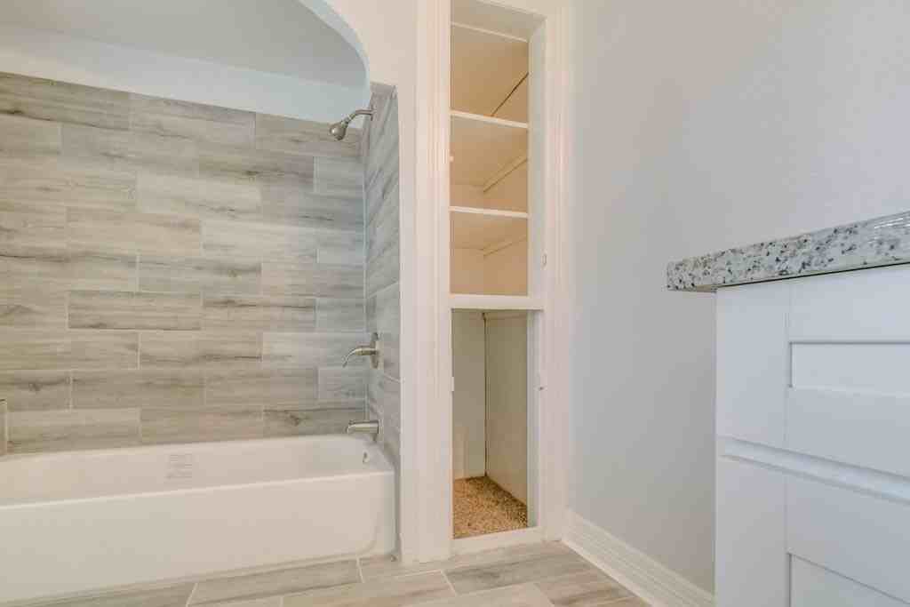 3321 Charleston St #3321 - Photo 2 of 32