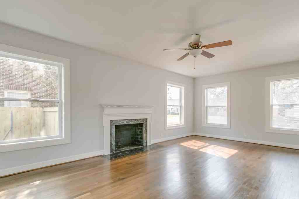 3321 Charleston St #3321 - Photo 4 of 32