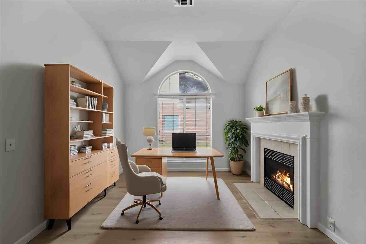 19134 Milloak Dr #19134 - Photo 7 of 50